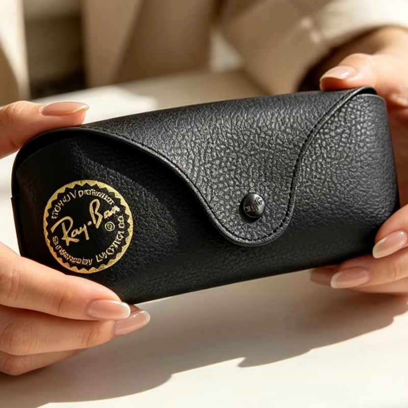Ray-Ban lederen zonnebrillenko - Travel Accessories Pouch For Women recensie en prijs