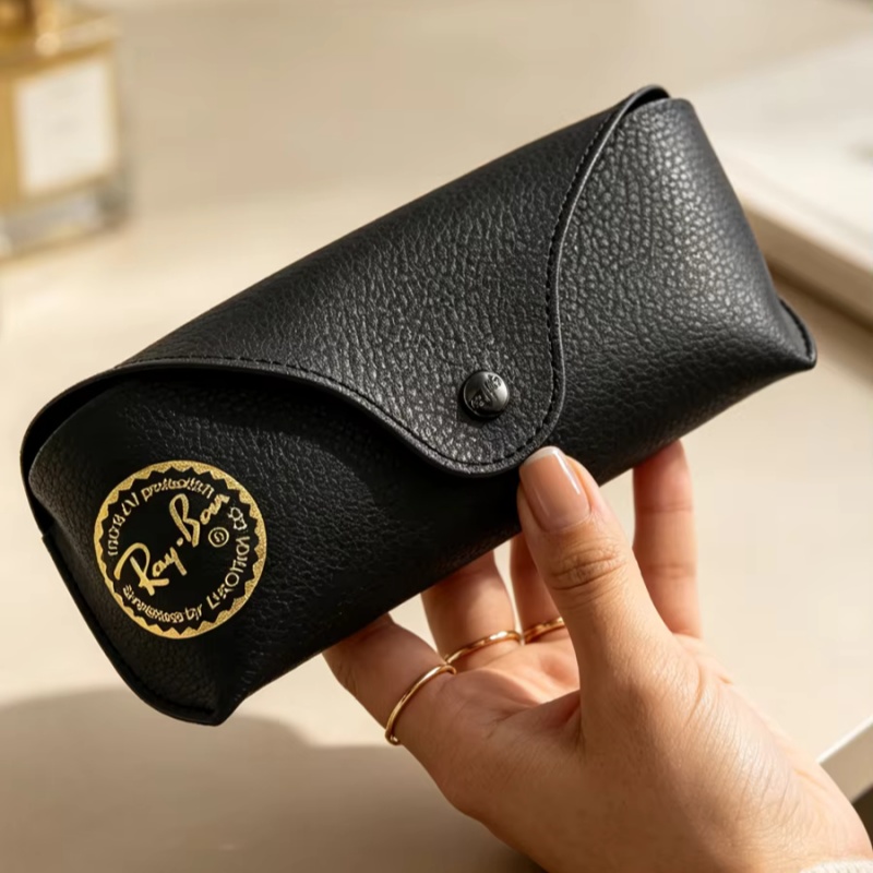 Ray-Ban lederen zonnebrillenko - Travel Accessories Pouch For Women recensie en prijs